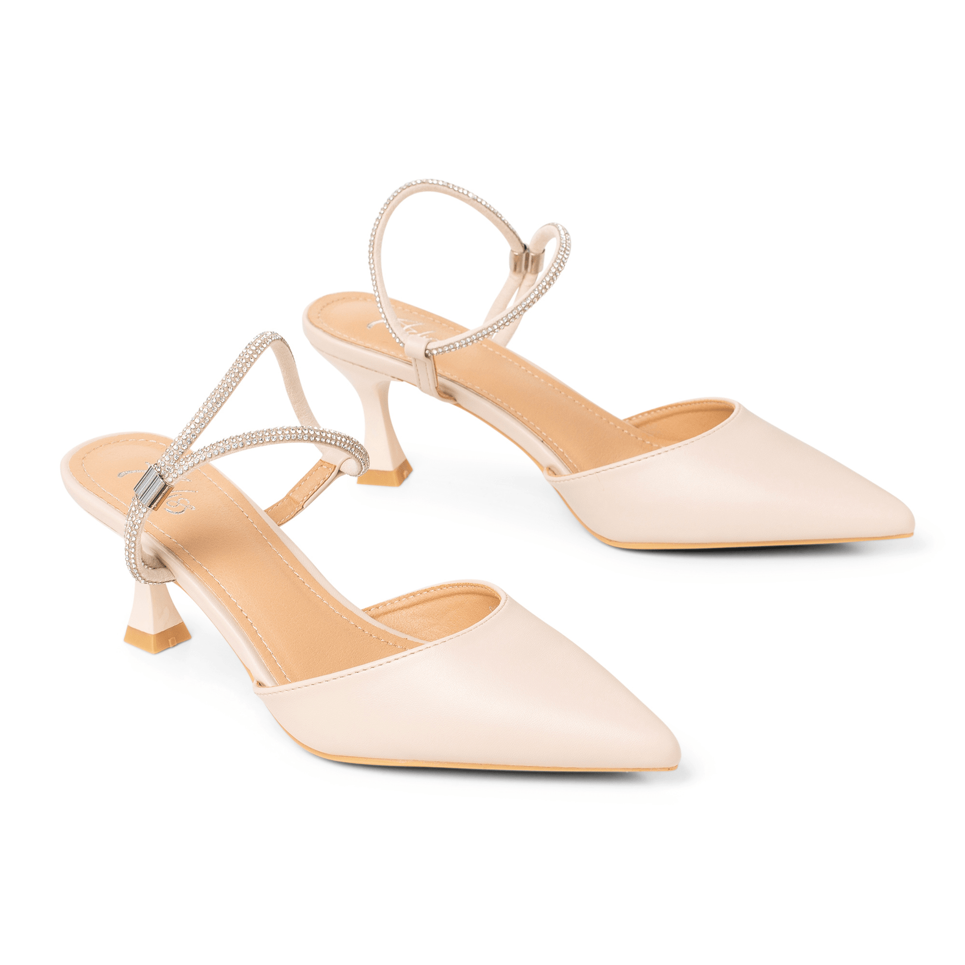 אורורה שיק - סנדל שפיץ סגור של אדיס מק"ט 96702519 - Adiss