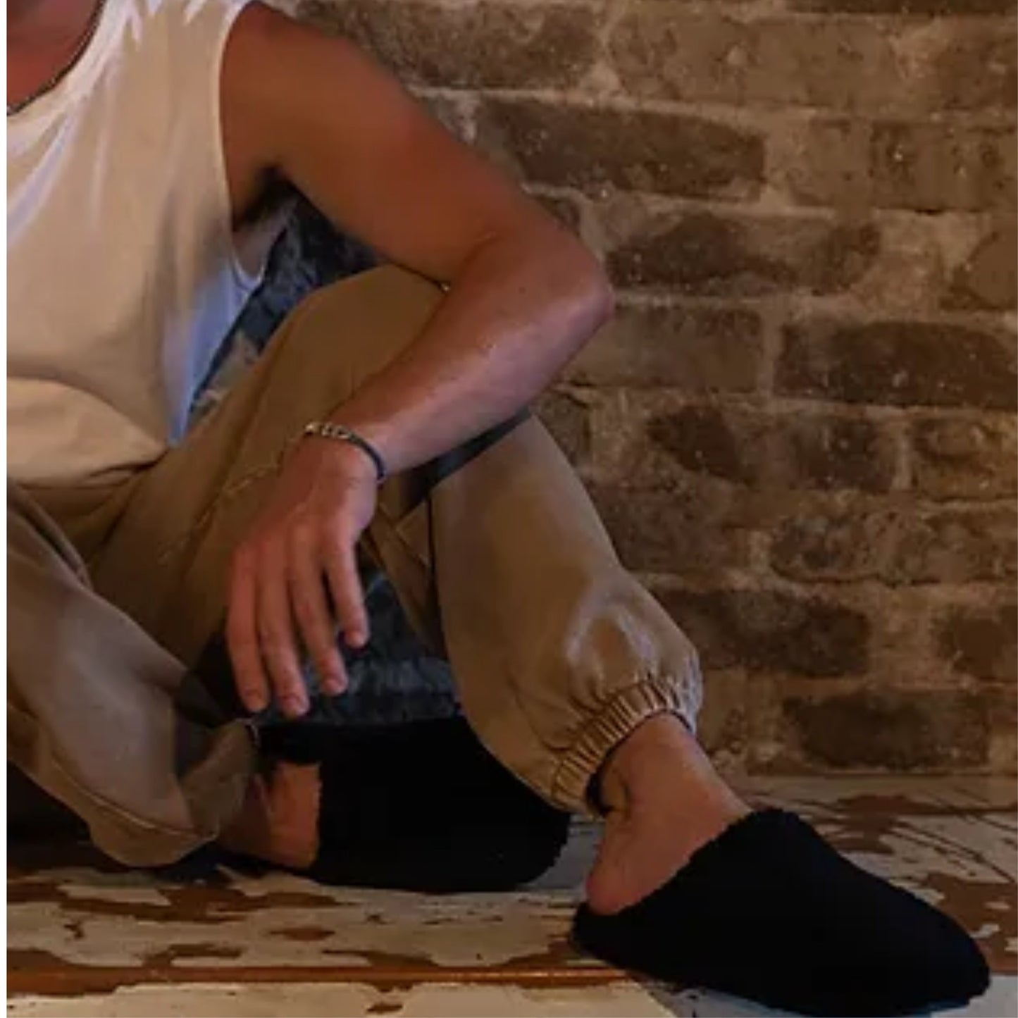 הדובי החום - כפכפי בית פרוותיים לגברים של הוט טונה מק"ט AH - 406 - Adiss