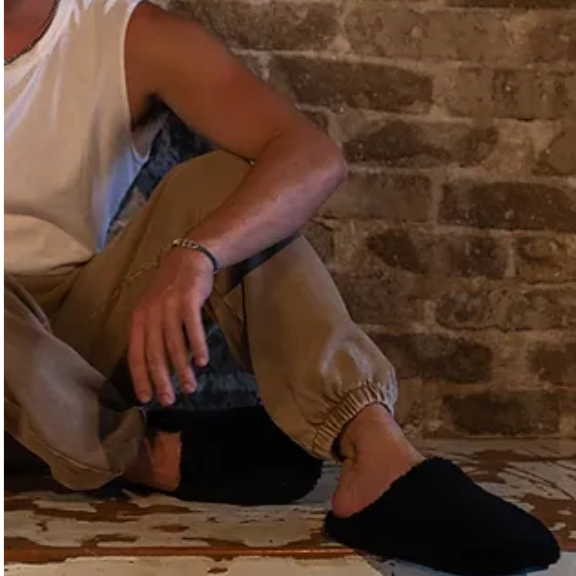 הדובי החום - כפכפי בית פרוותיים לגברים של הוט טונה מק"ט AH - 406 - Adiss