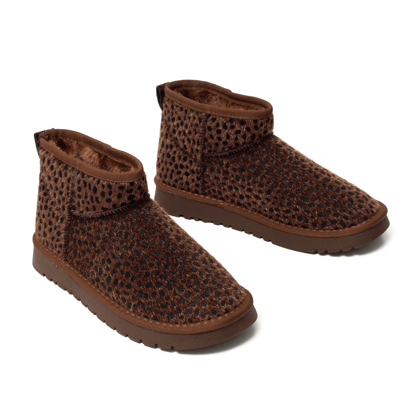 נמר בשלג - מגפי פרווה מנומרים לנשים של אדיס מק"ט 08231 - Adiss