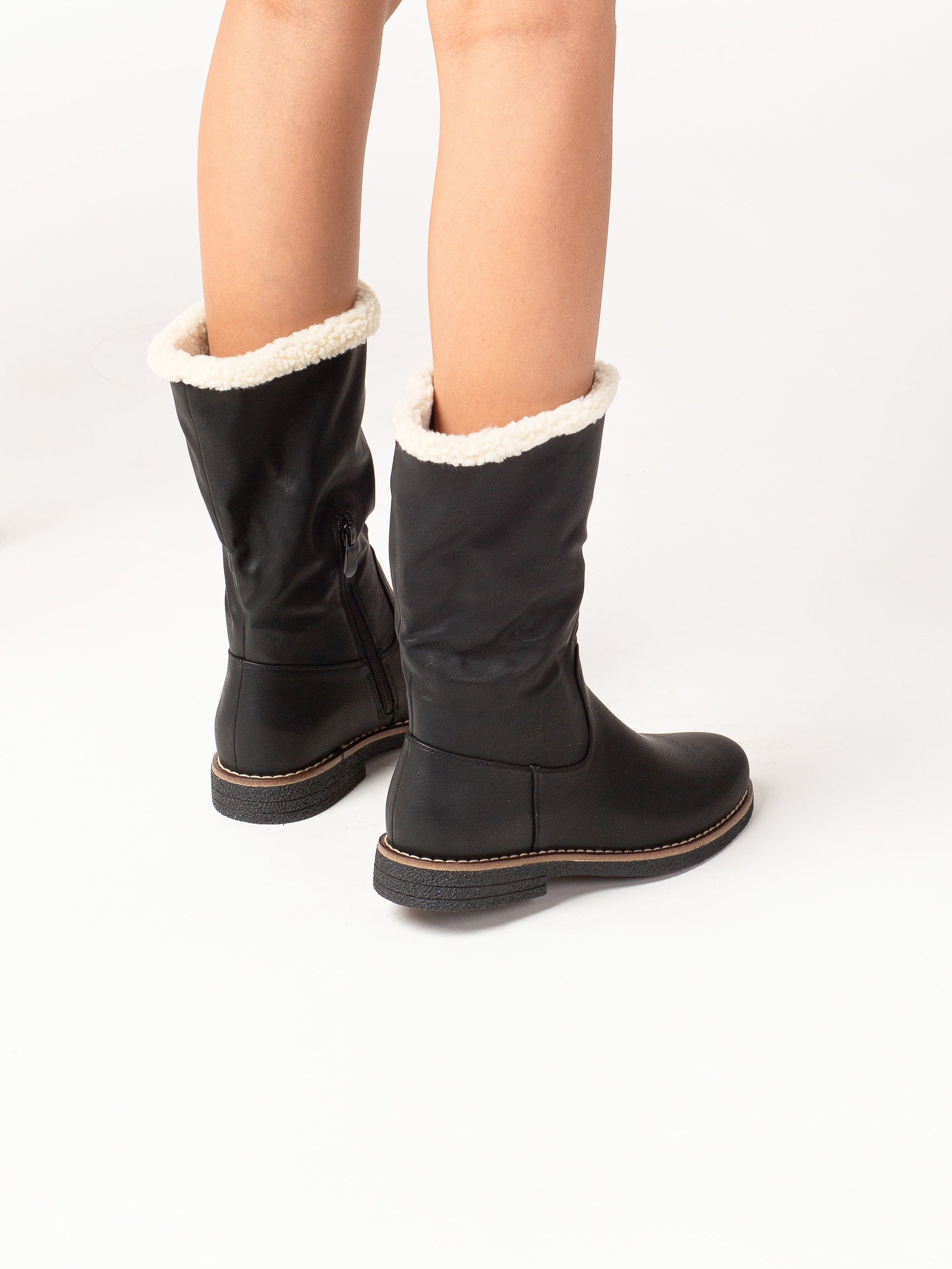 מגפיים גבוהות דמוי עור עם פרווה לנשים בצבע שחור - Adiss