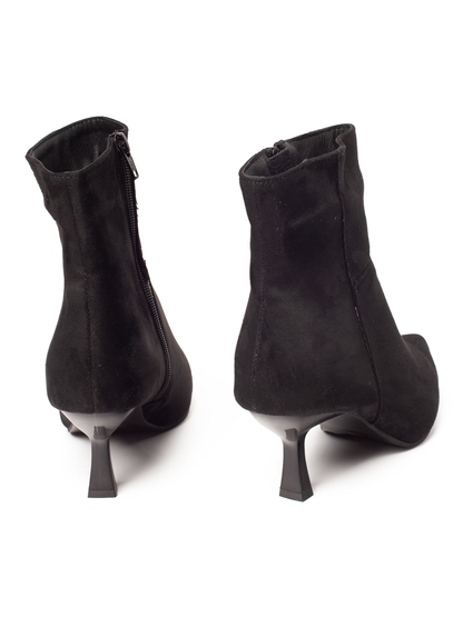 קלאסיק פוינט- מגפון שפיץ קלאסי לנשים עקב בינוני של אדיס