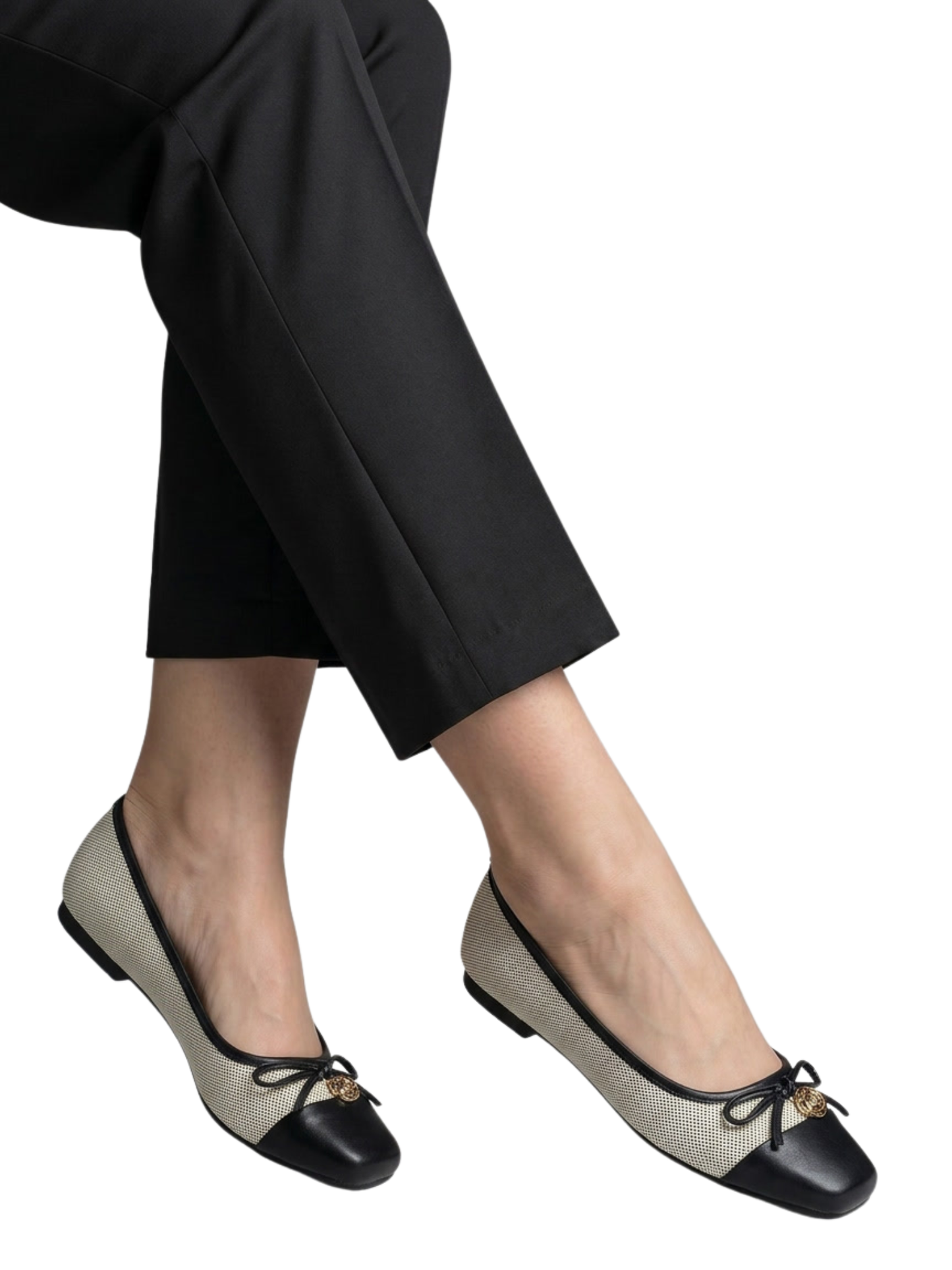 קפרי- נעלי בובה עם פפיון לנשים של יוניק
