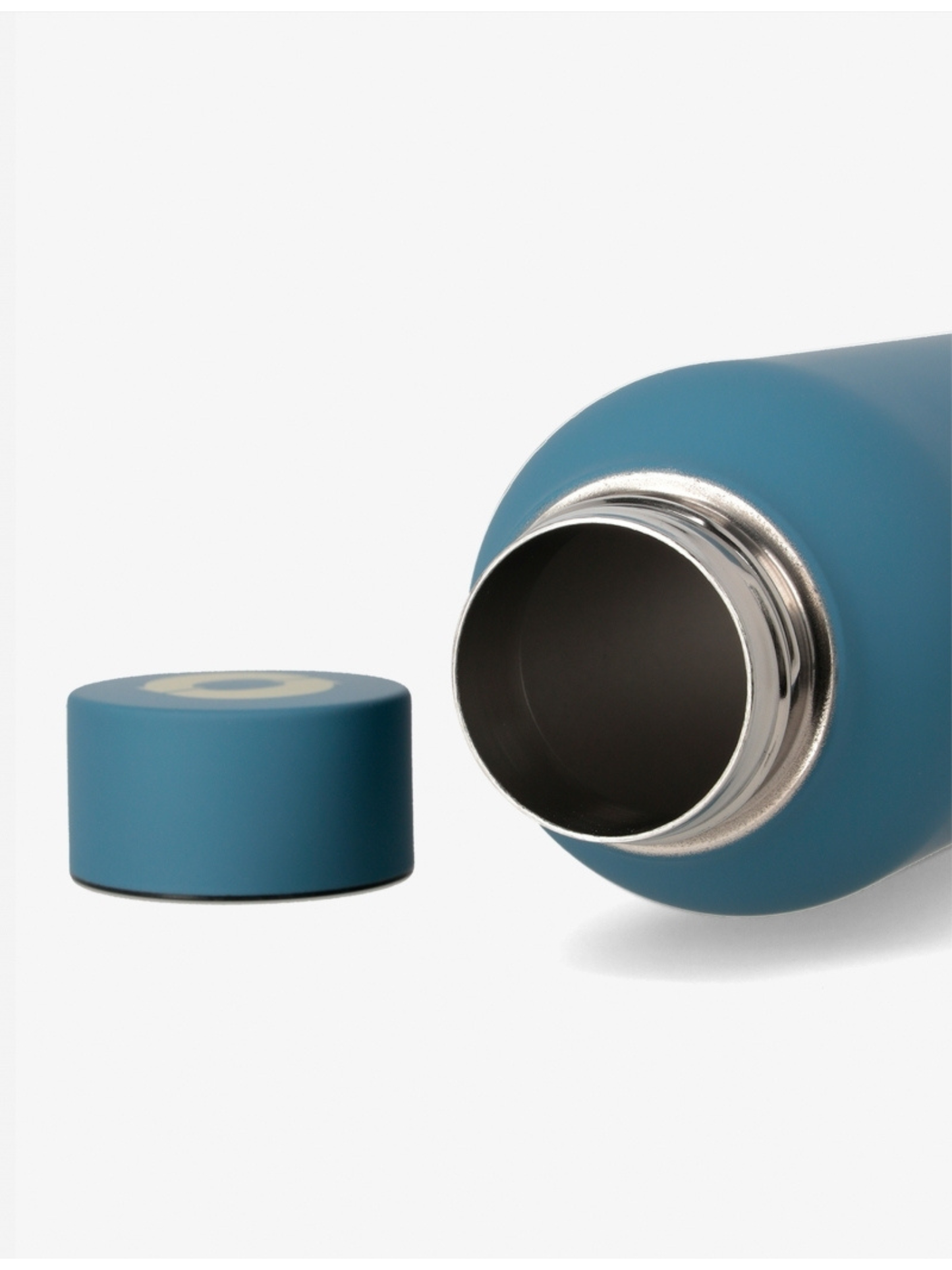 בקבוק אקואלף ברונסטון פלדה שומר חום וקור