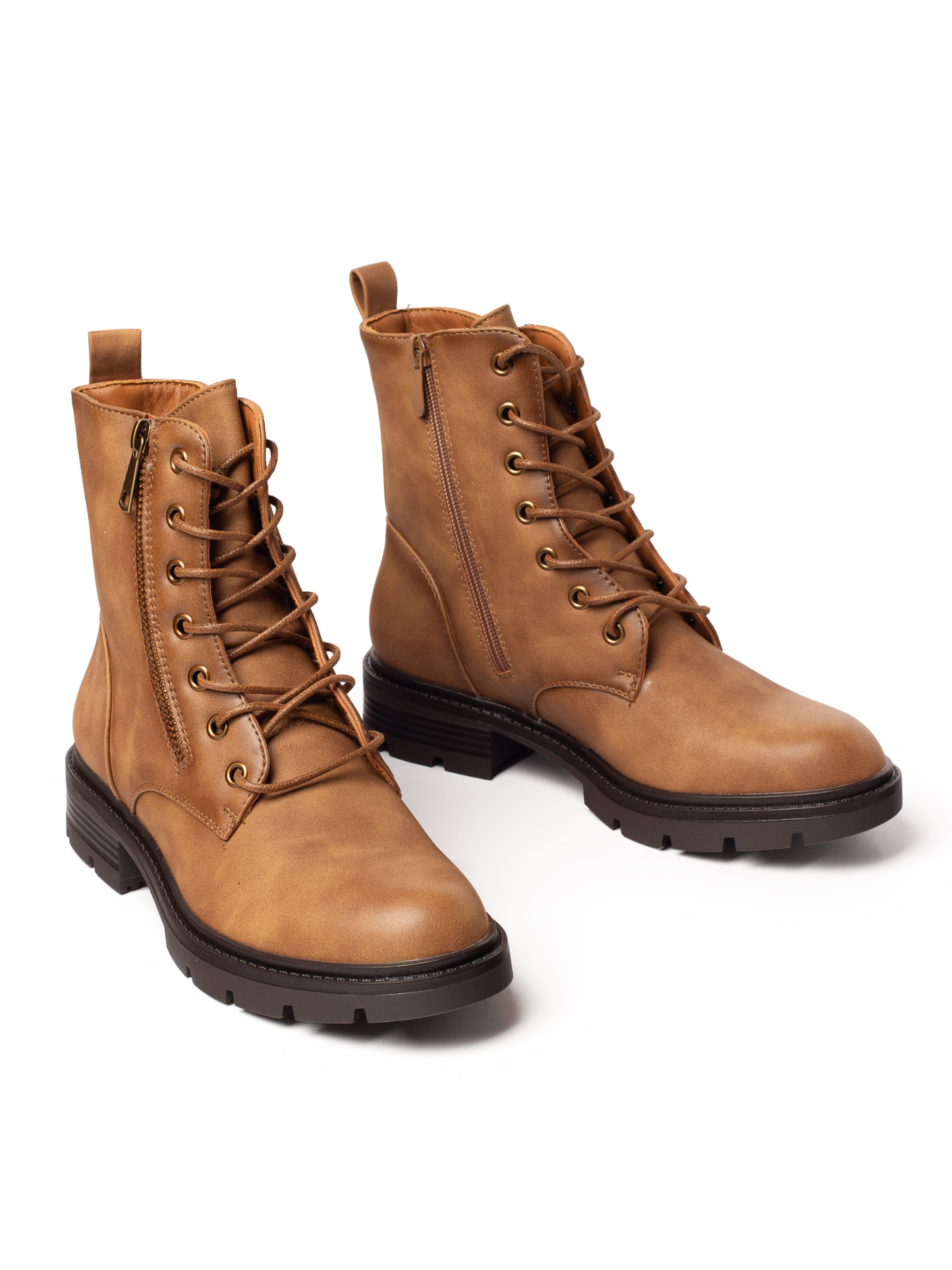 קומבט שיק- מגפון שרוכים לנשים בסגנון צבאי  של ארופלקסי