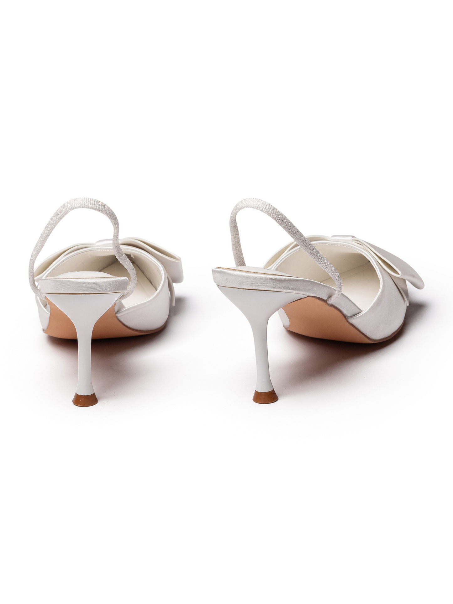 נעלי פפיונה עקב שפיץ עם פפיון גדול סגור באצבעות לנשים של ביאנקה