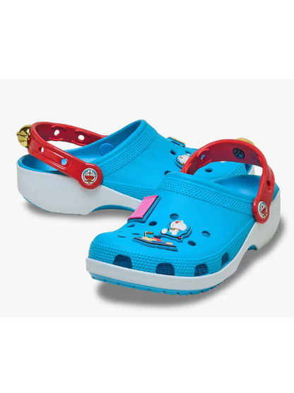 כפכפי קלוג קרוקס דורימון בצבע תכלת/לבן