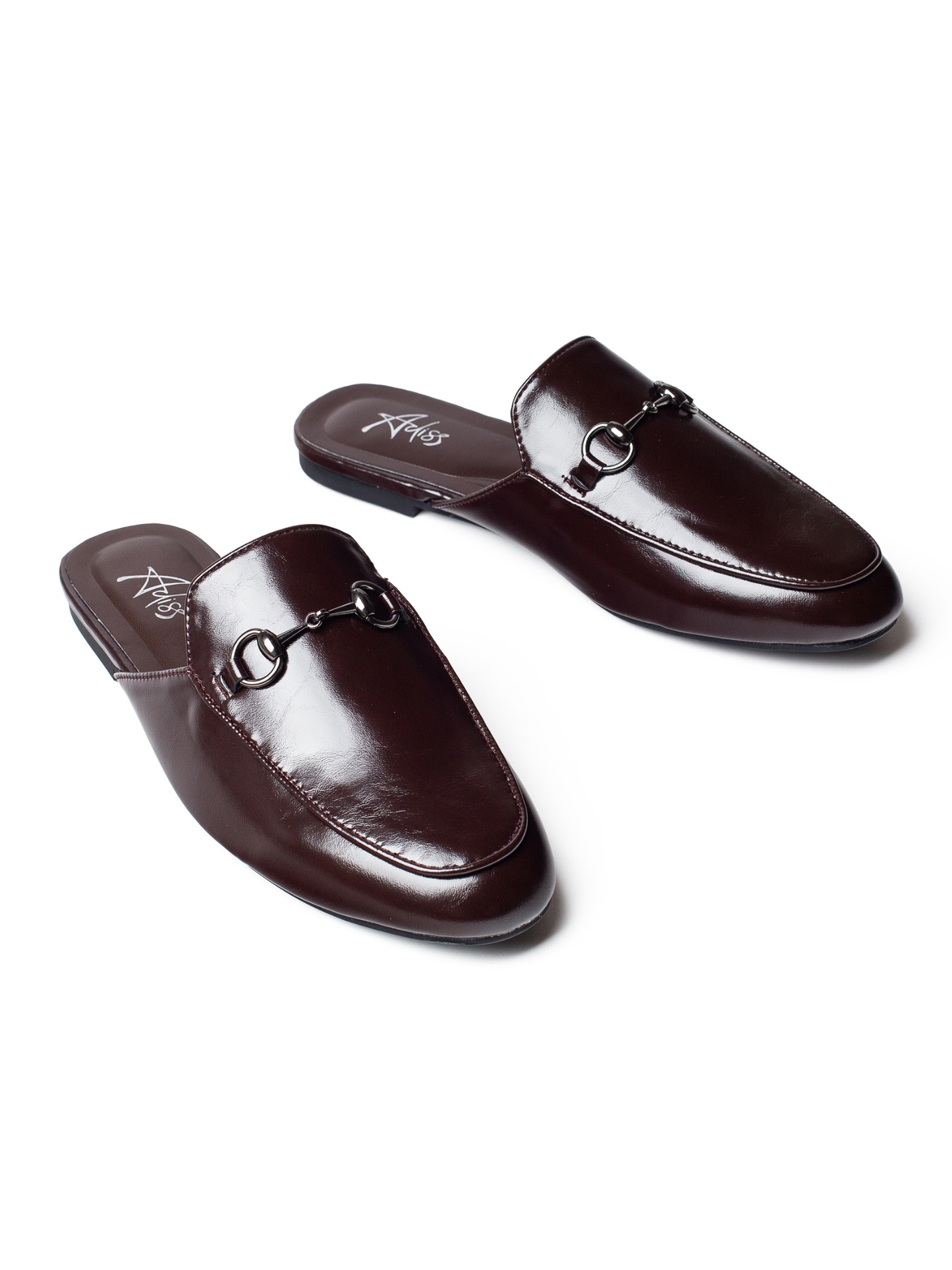 כפכפים סגורות שטוחות עם אבזם לנשים של אדיס