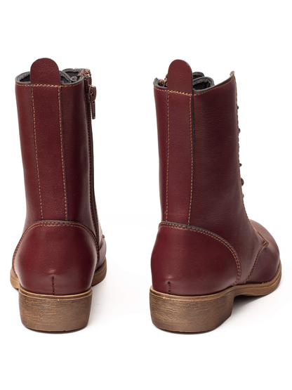 לייס אפ- מגפונים לנשים עם שרוכים