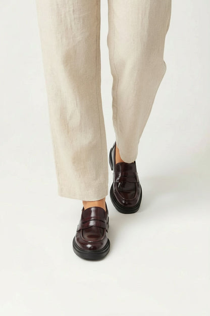 רוסלינדה- נעלי מוקסין מעור סבנטי ניין לנשים מק"ט 835