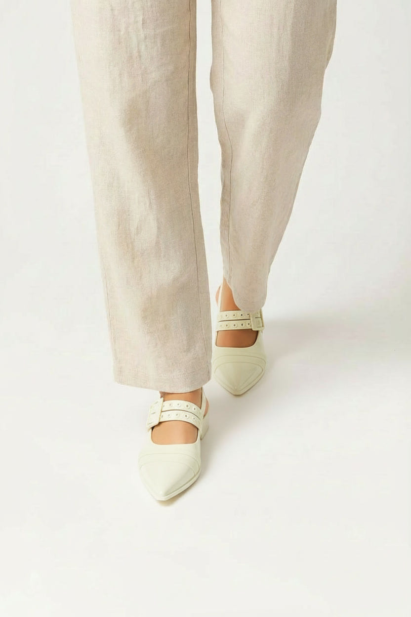 בואנוס איירס אלגנס - נעלי סירה שפיץ מליסה עם אבזם לנשים מק"ט 35973