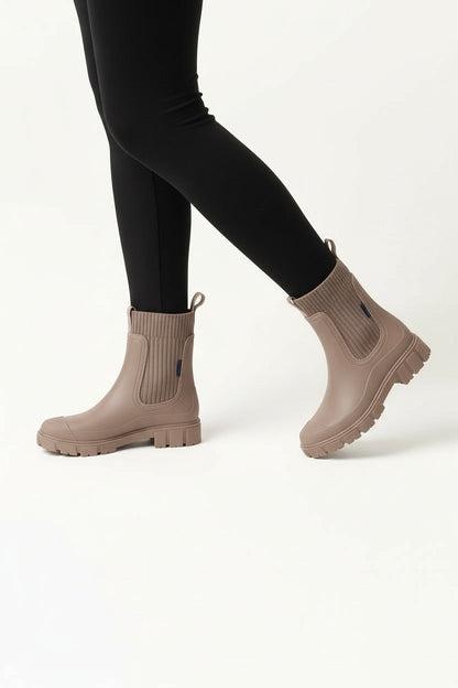 שנגחאי פאשן- מגפונים מגומי בשילוב בד גרב לנשים ונערות מק"ט 24189