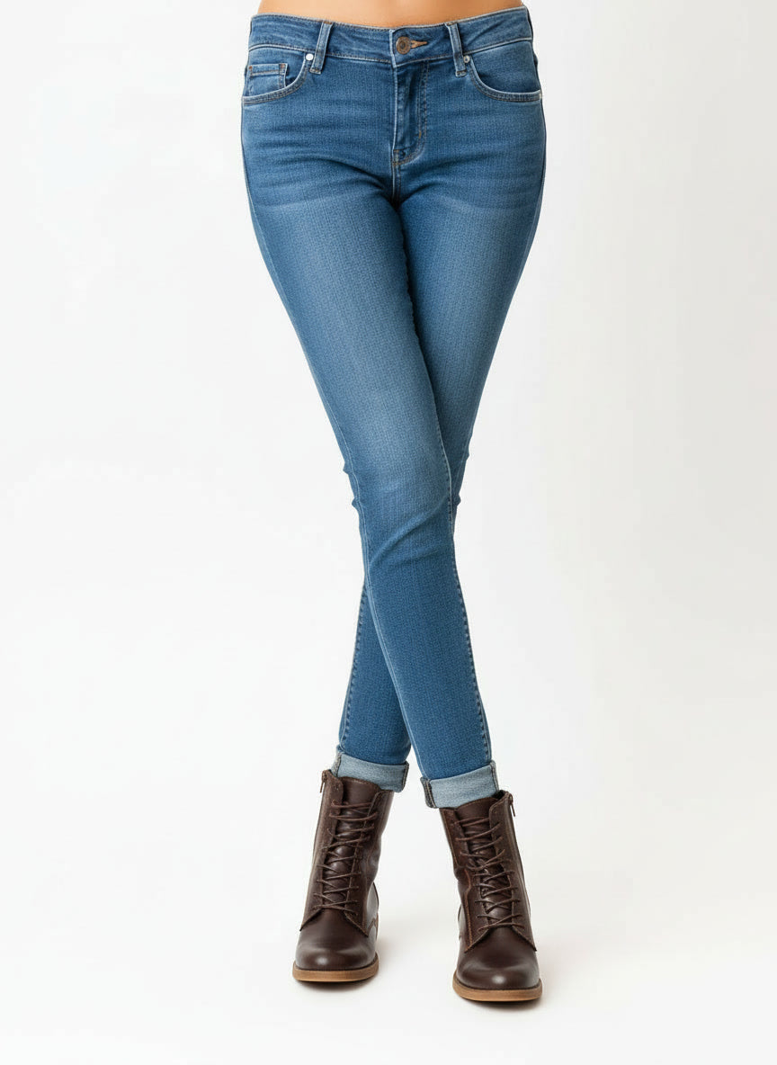 לייס אפ- מגפונים לנשים עם שרוכים