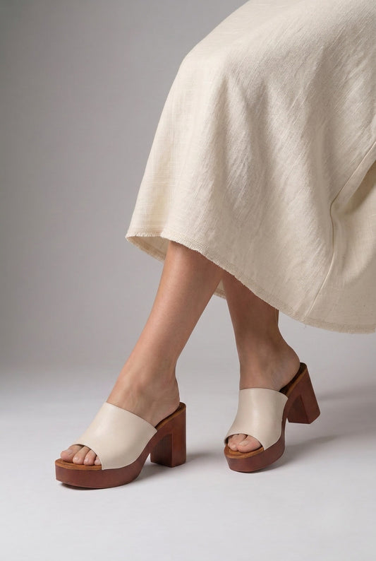 כפכף עקב פלטפורמה לנשים של אדיס מק"ט 24012