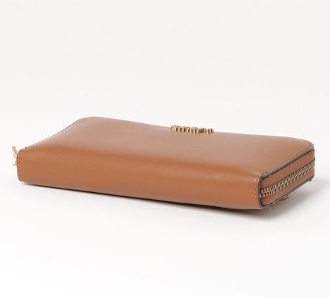 ארנק גס בצבע קאמל דמוי עור חלק קלאסי עם רוכסן גדול סביב הארנק GUESS LAUREL Large Zip-Around Wallet - Adiss