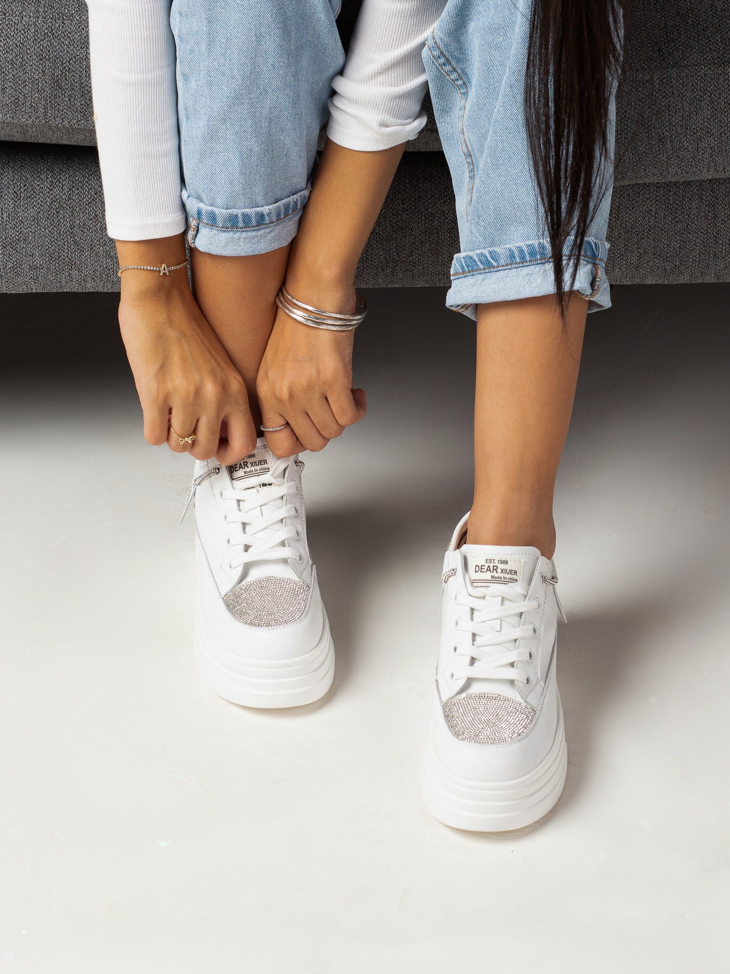 נעלי סניקרס פלטפורמה מעור עם אבנים בצבע לבן - Adiss